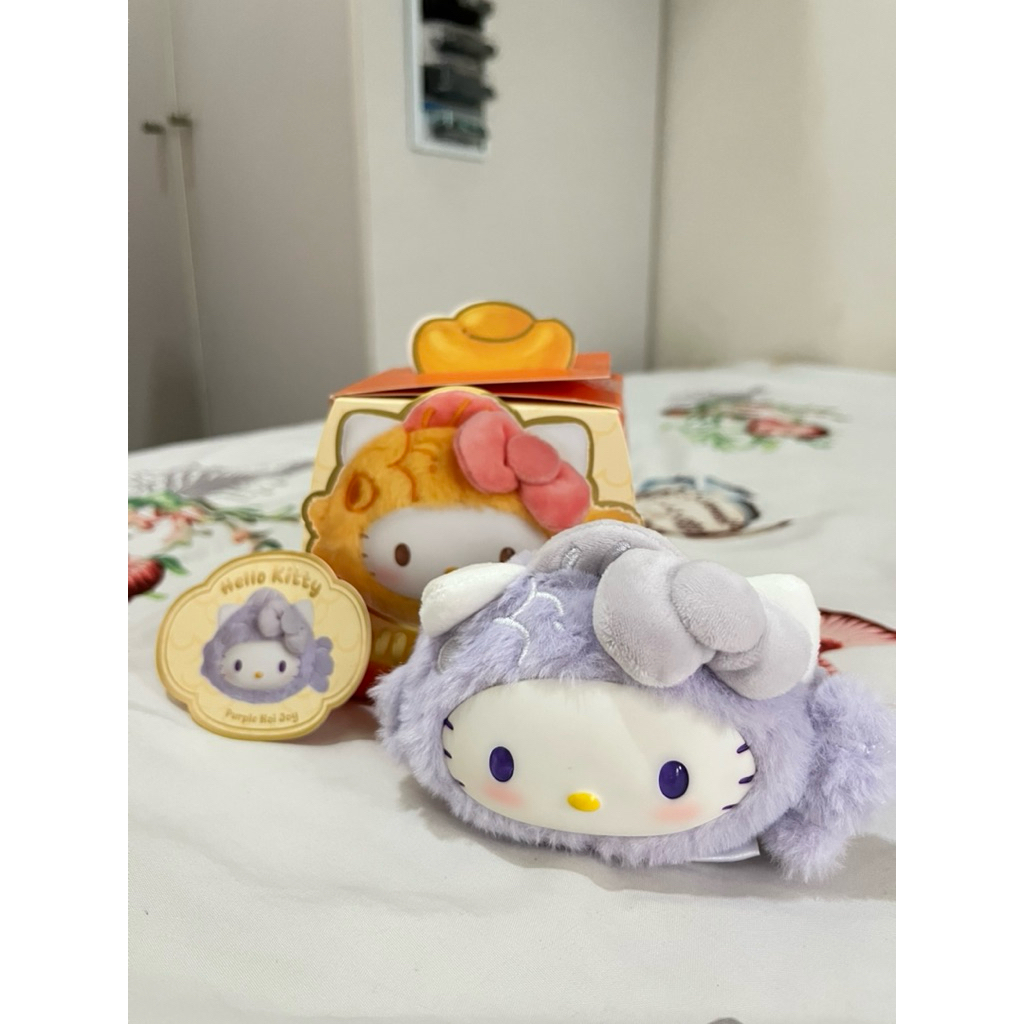 PRELOVED SANRIO HELLO KITTY BAGCHARM LUCKY KOI PURPLE KOI JOY 100% ORI MOETCH KEYCHAIN