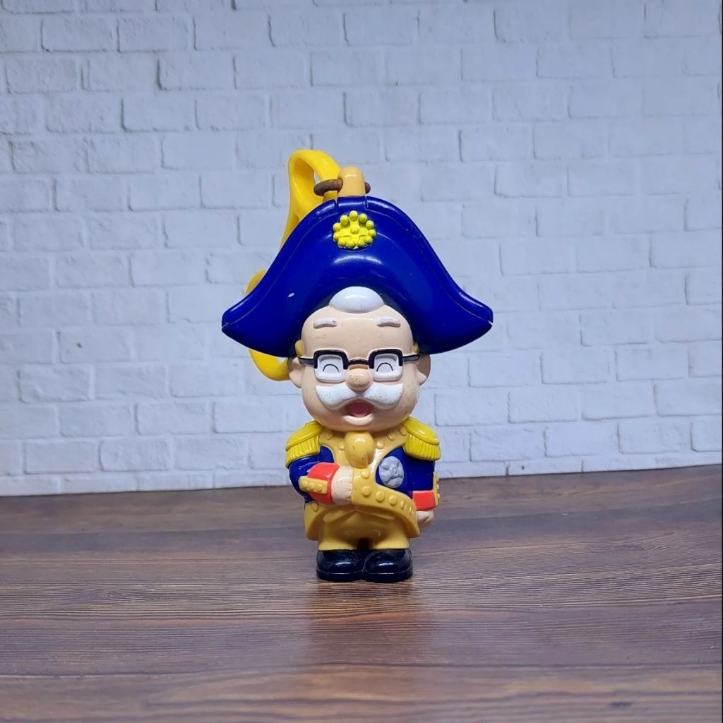 Colonel sanders ganci maskot kfc preloved figure rare