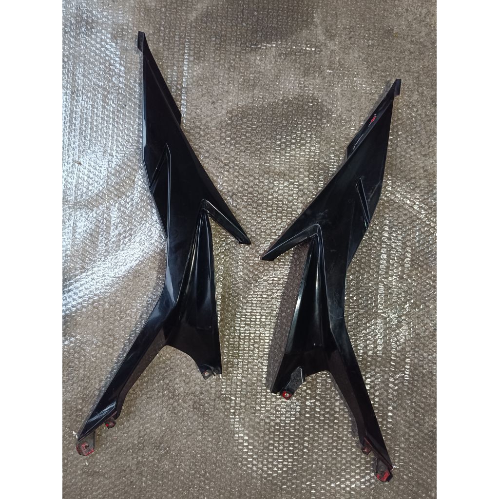 tameng cbr sambungan bodi samping.