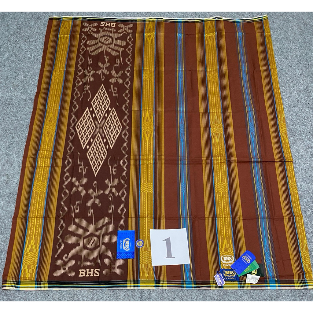 SARUNG BHS CLASSIC GOLD MOTIF KAWUNG
