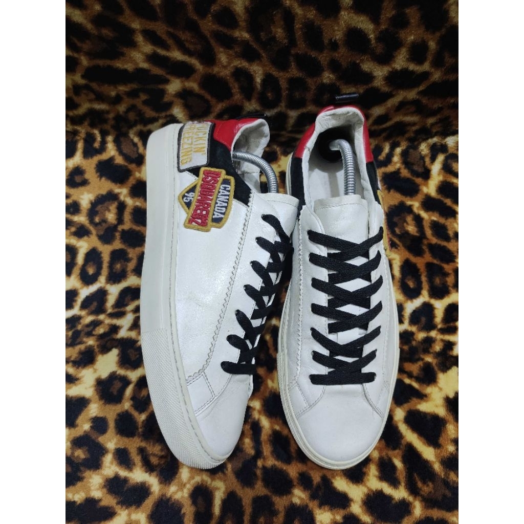 sepatu casual DSQUARED2 scn brand original