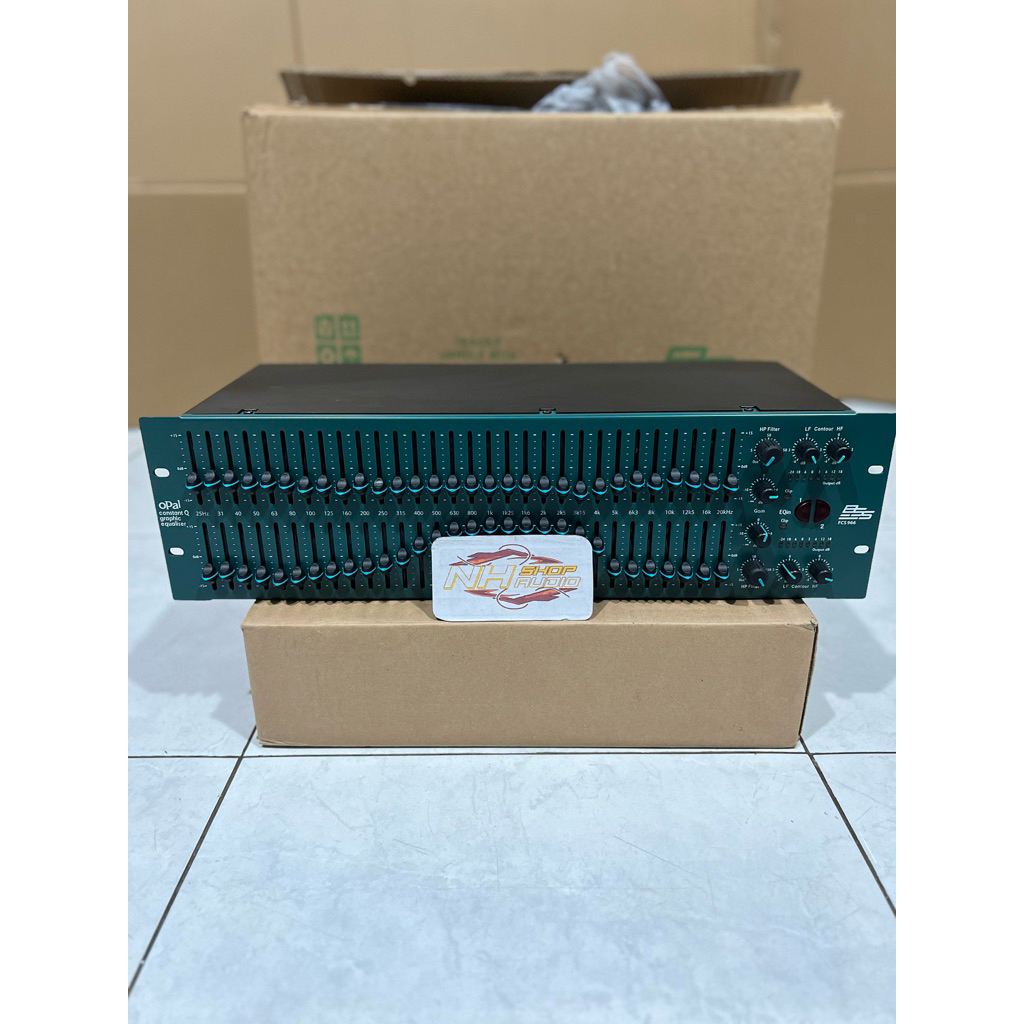 Equalizer BSS Opal FCS966 BSS FCS 966 2 x 31 Channel Dual Channel Equalizer BSS Graphic 3U Grade A E