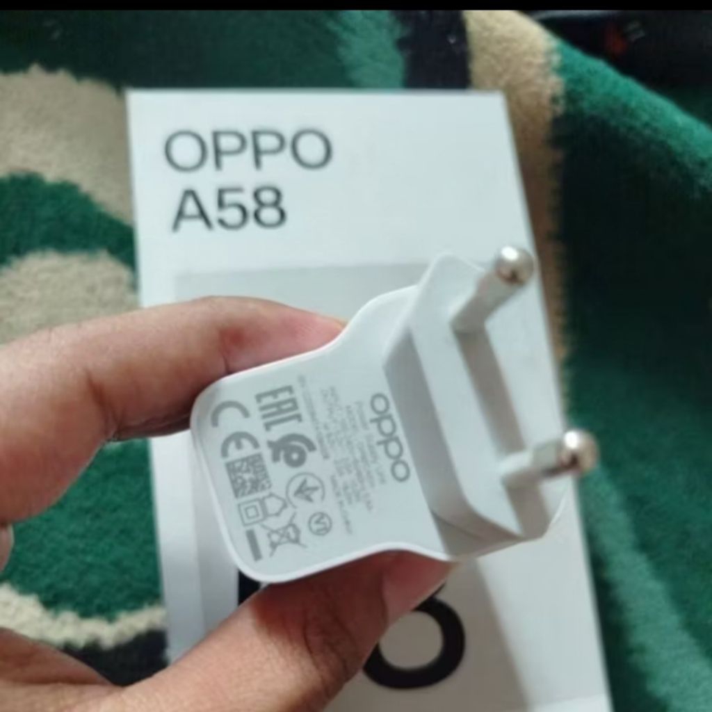 Kepala Charger Oppo 18 Watt Original 100%  Bawaan HP Fast Charging