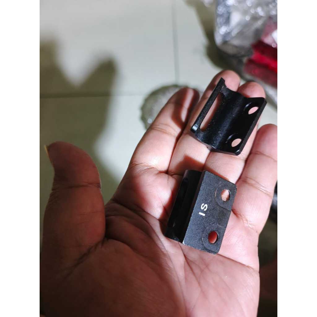 HANGER DUDUKAN FD TAIWAN SEPEDA BALAP ROAD BIKE FRONT DERAILLEUR