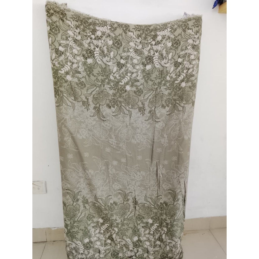 Kain Rayon Viscose Premium Motif Bunga Pinggiran Hijau
