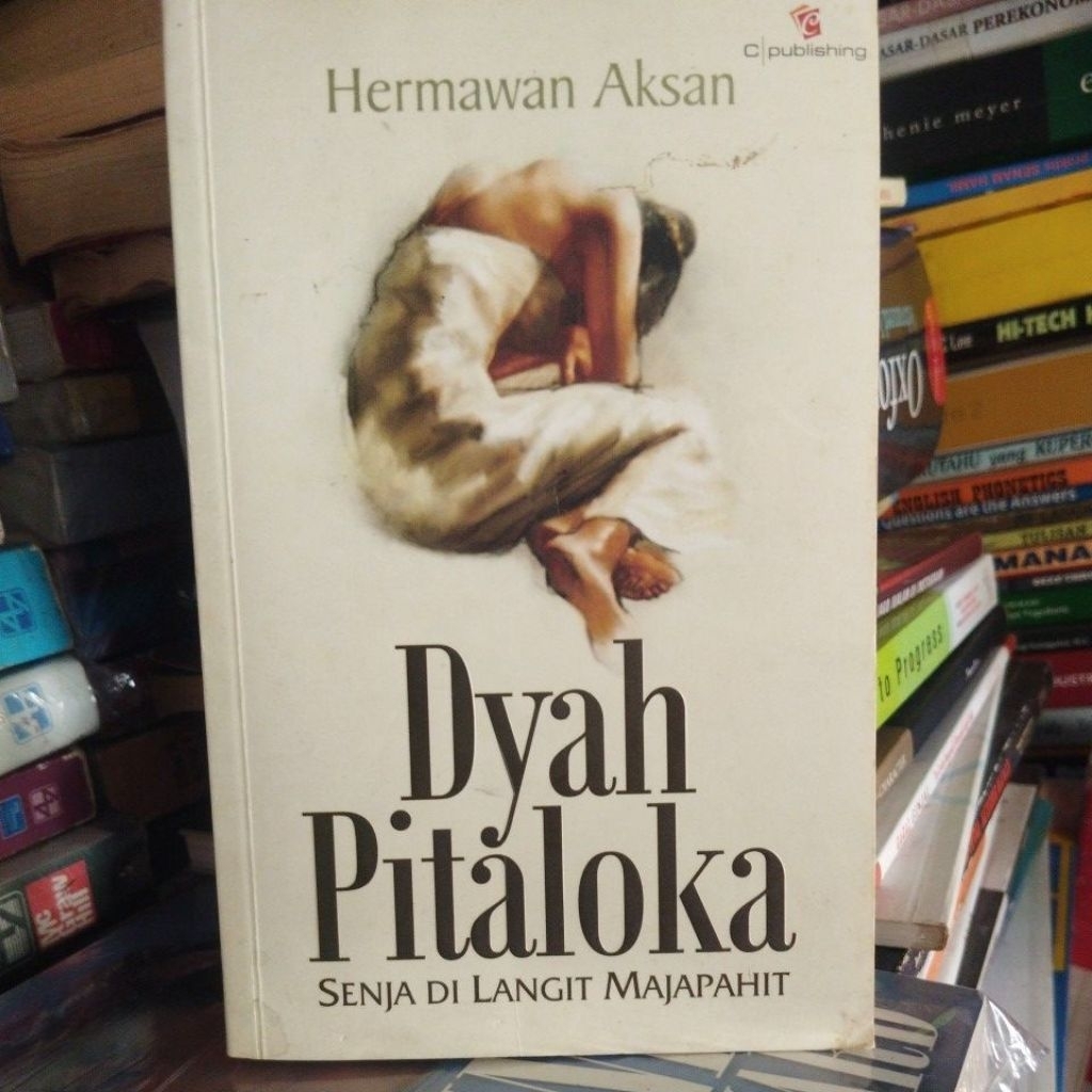 Novel Sejarah Dyah Pitaloka (senja di Langit Majapahit)