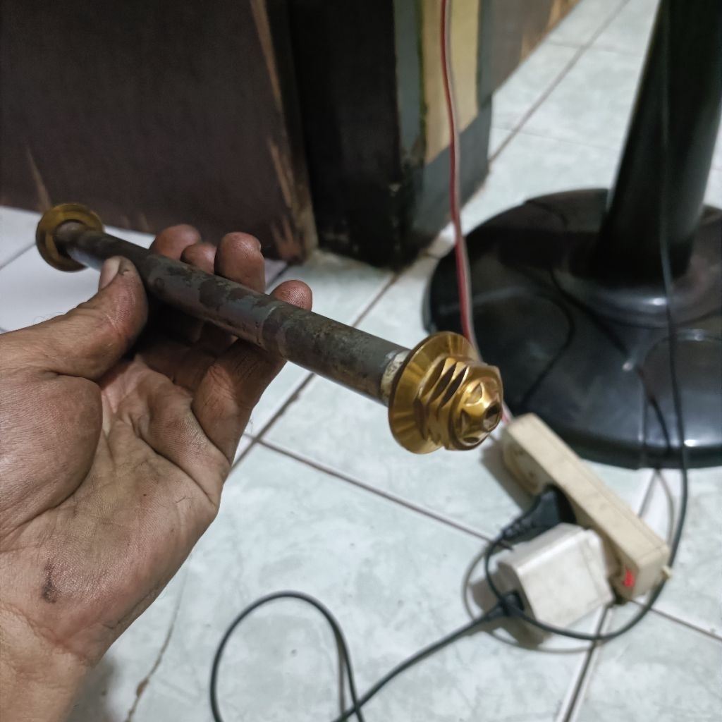 as roda depan scorpio gold