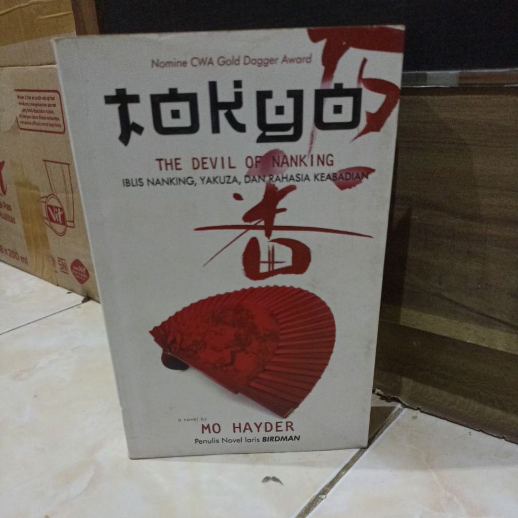 TOKYO The Devil Of Nanking by Mo Hayder