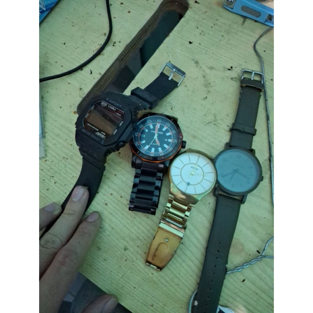 JAM TANGAN SECOND