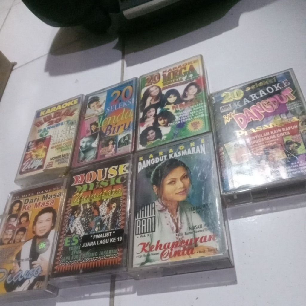 LEPAS  KOLEKSI   PRIBADI  OMA IRAMA DKK  BOX KASET PITA