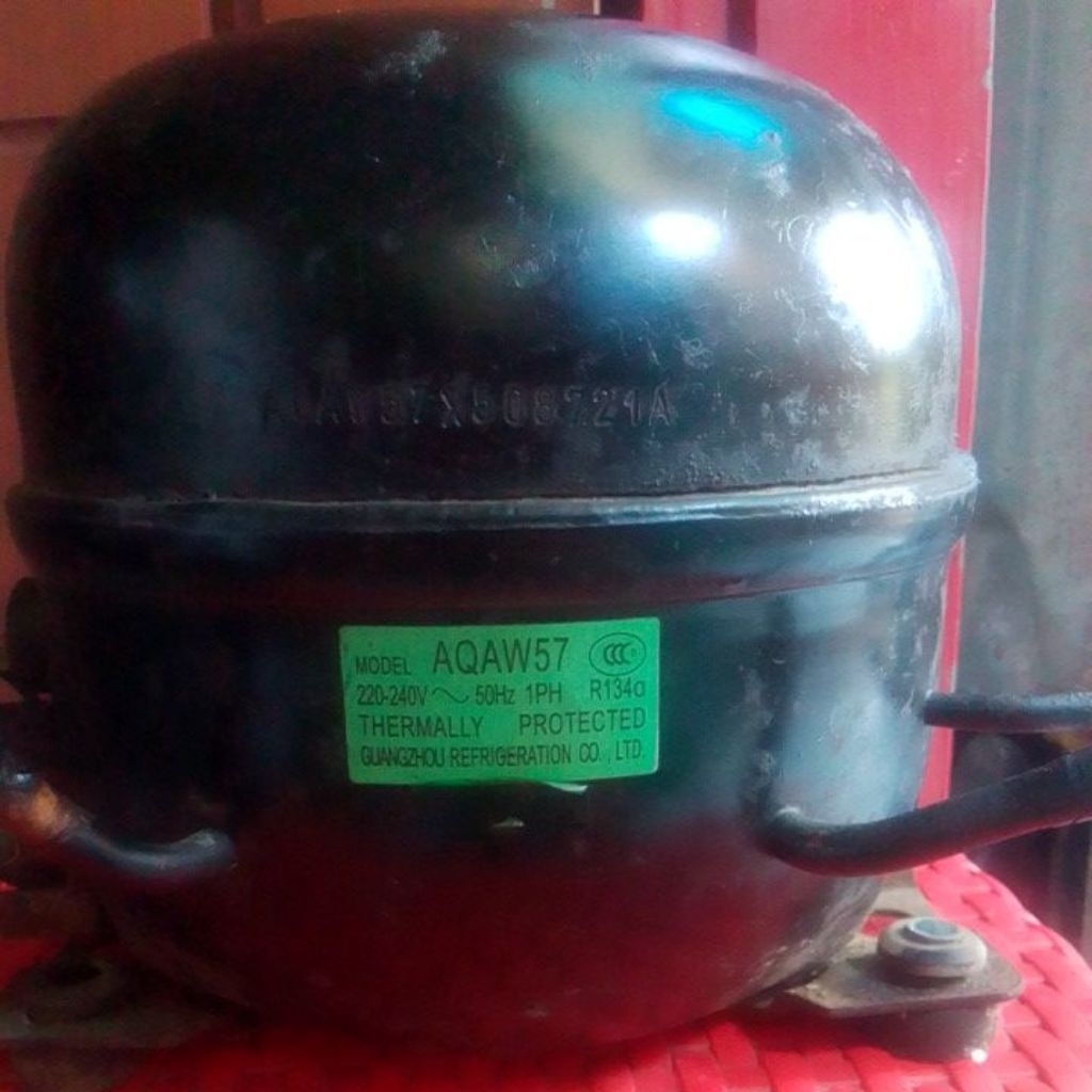 kompresor kulkas 2 pintu toshiba