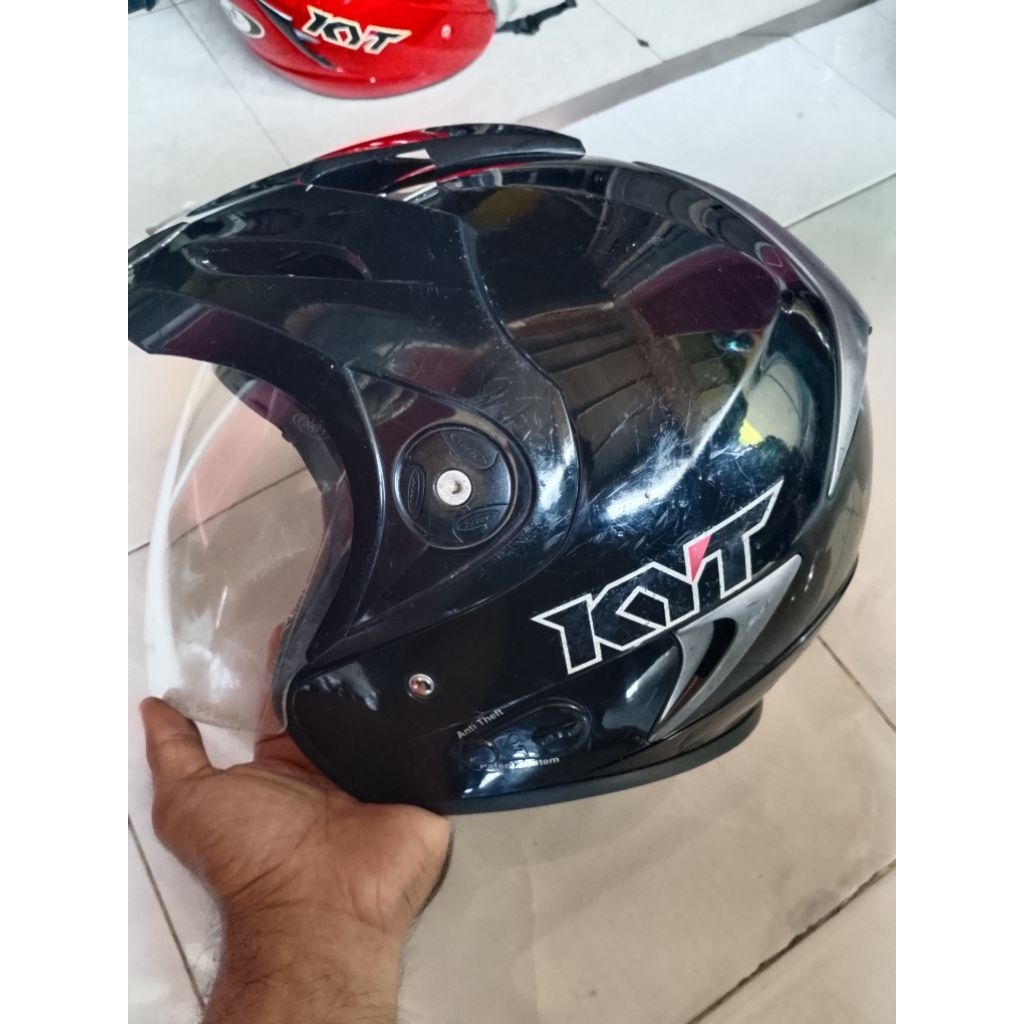 Helm Original bekas murah KYT venom
