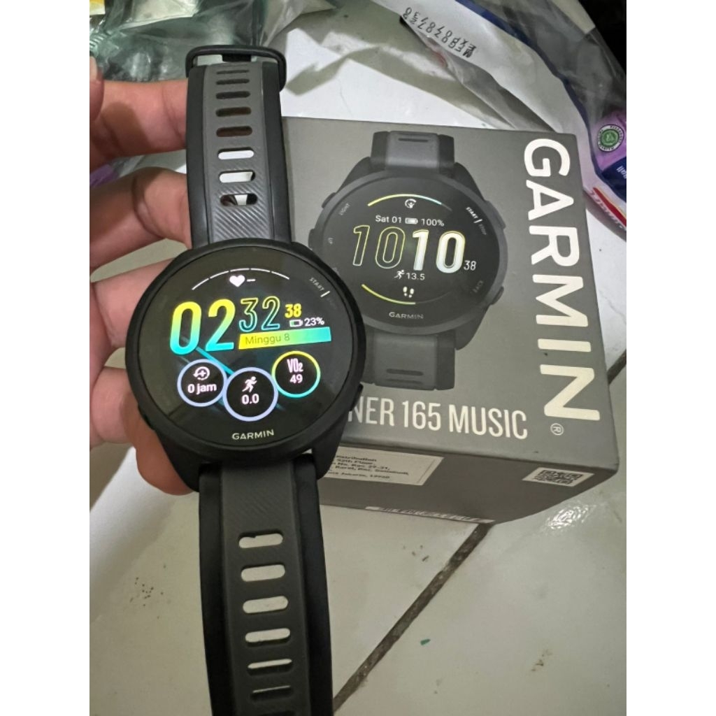 PRELOVED Smartwatch GARMIN FORERUNNER 165 MUSIC Black FULL SET ORIGINAL LIKED NEW Jam Tangan Pintar 