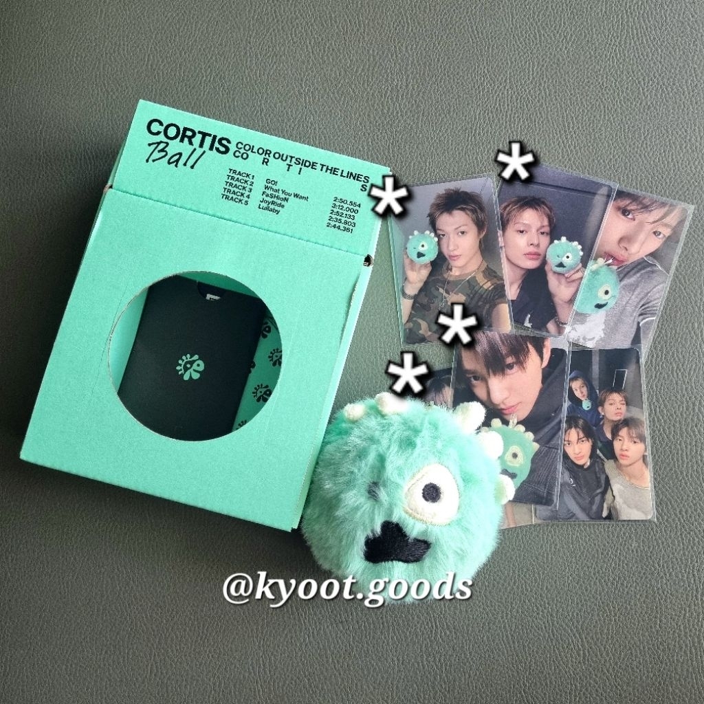Photocard Cortis and Cortis Ball