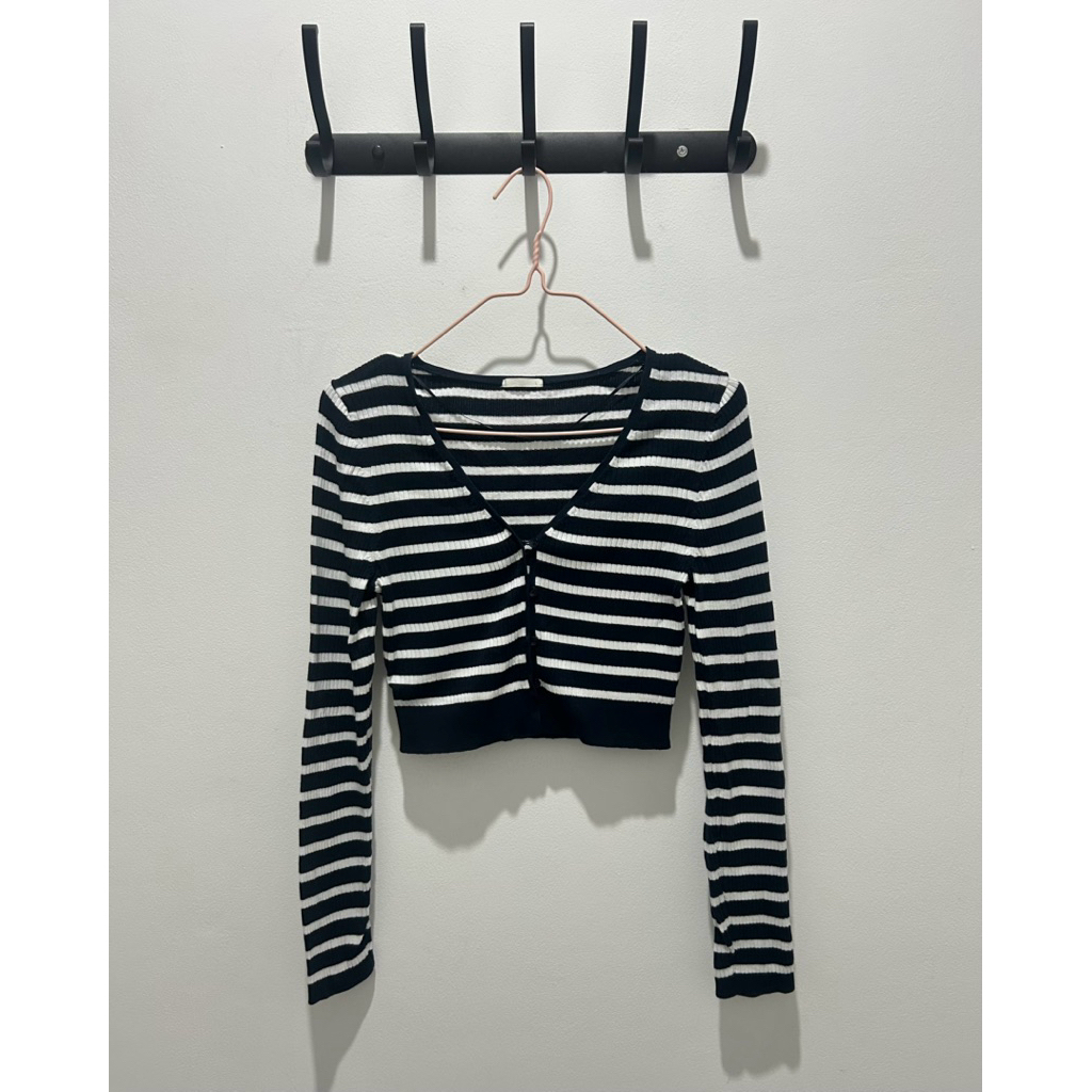 GU - Knit Cardigan