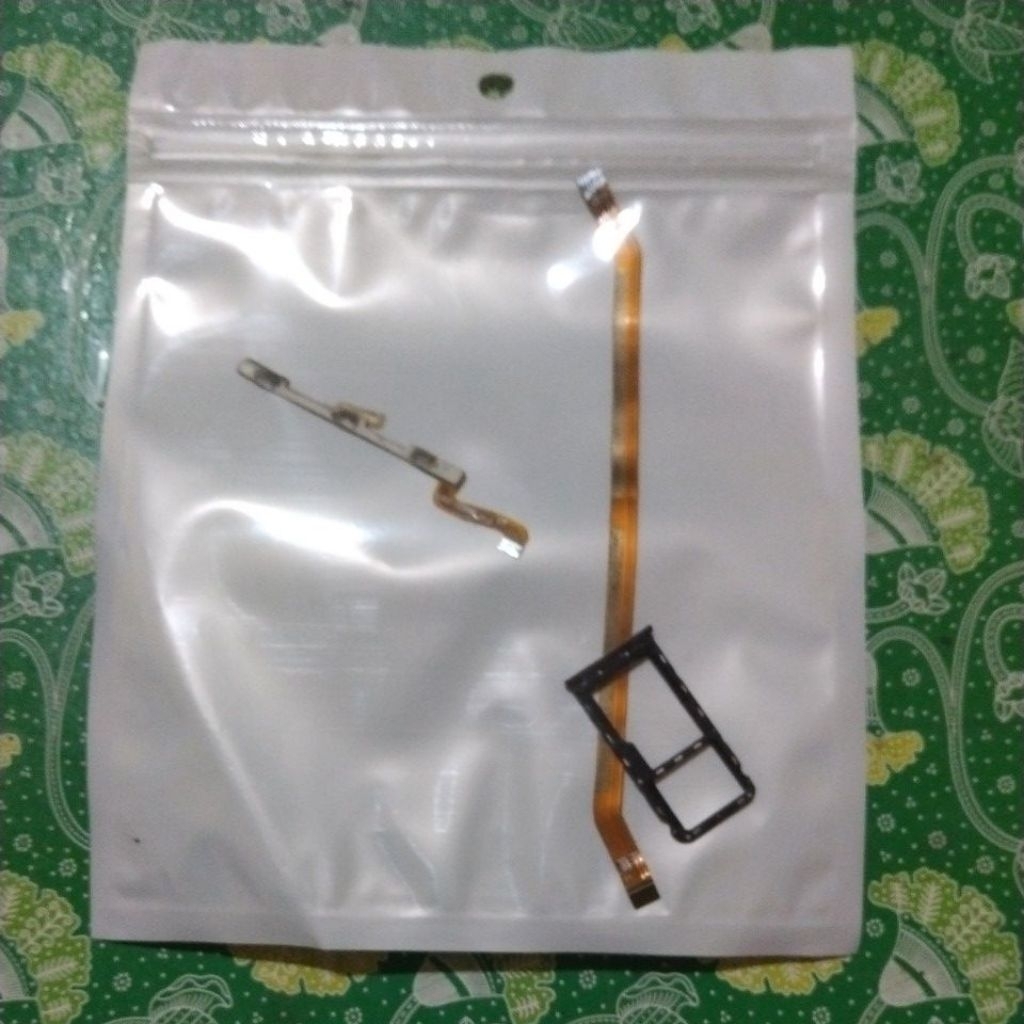 flexible+simtray & flexible on/of original copotan advan G5 tested