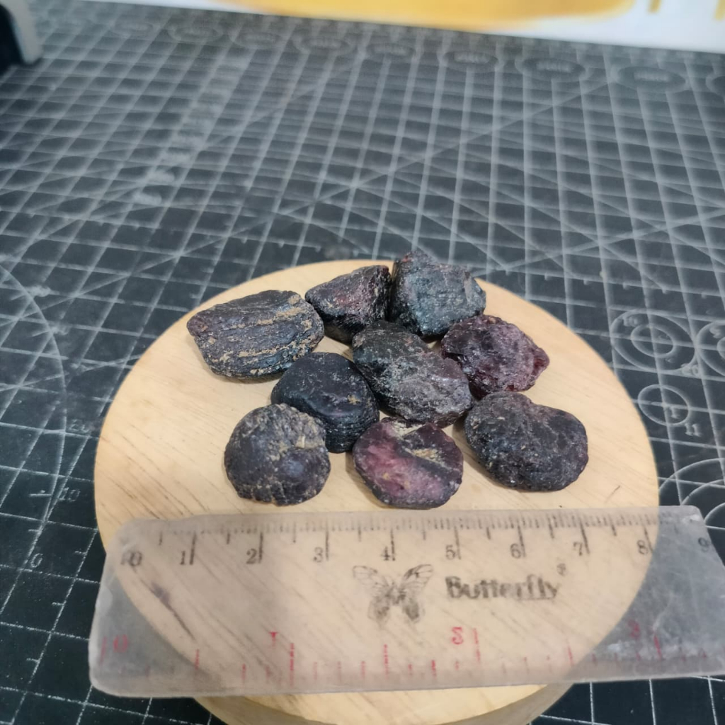 Batu Natural Red Garnet Rough1- 2 cm  Top Grade paket (3)