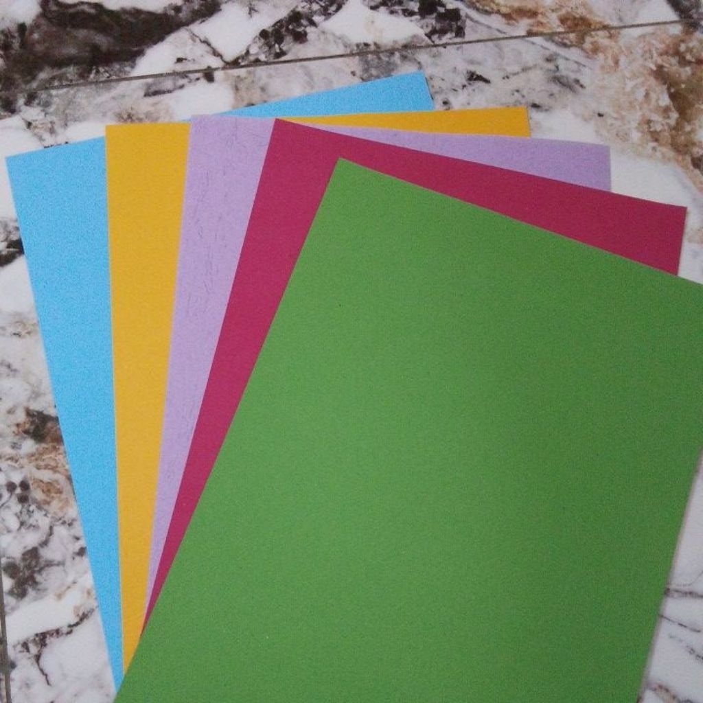 Kertas Bufalo Sampul Jilid Warna Ukuran F4