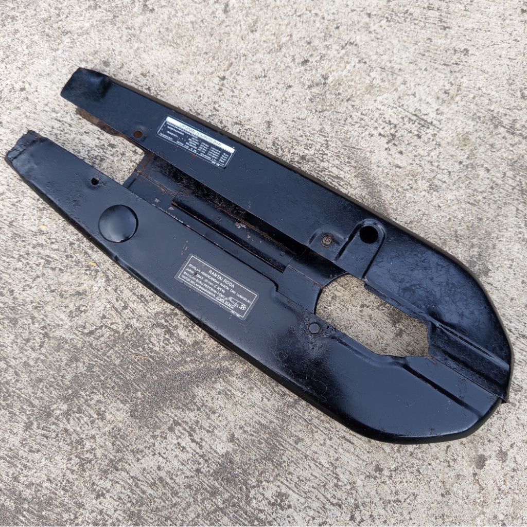 Katengkas tutup rantai Suzuki Bravo RC RC100 Bravo DK Original