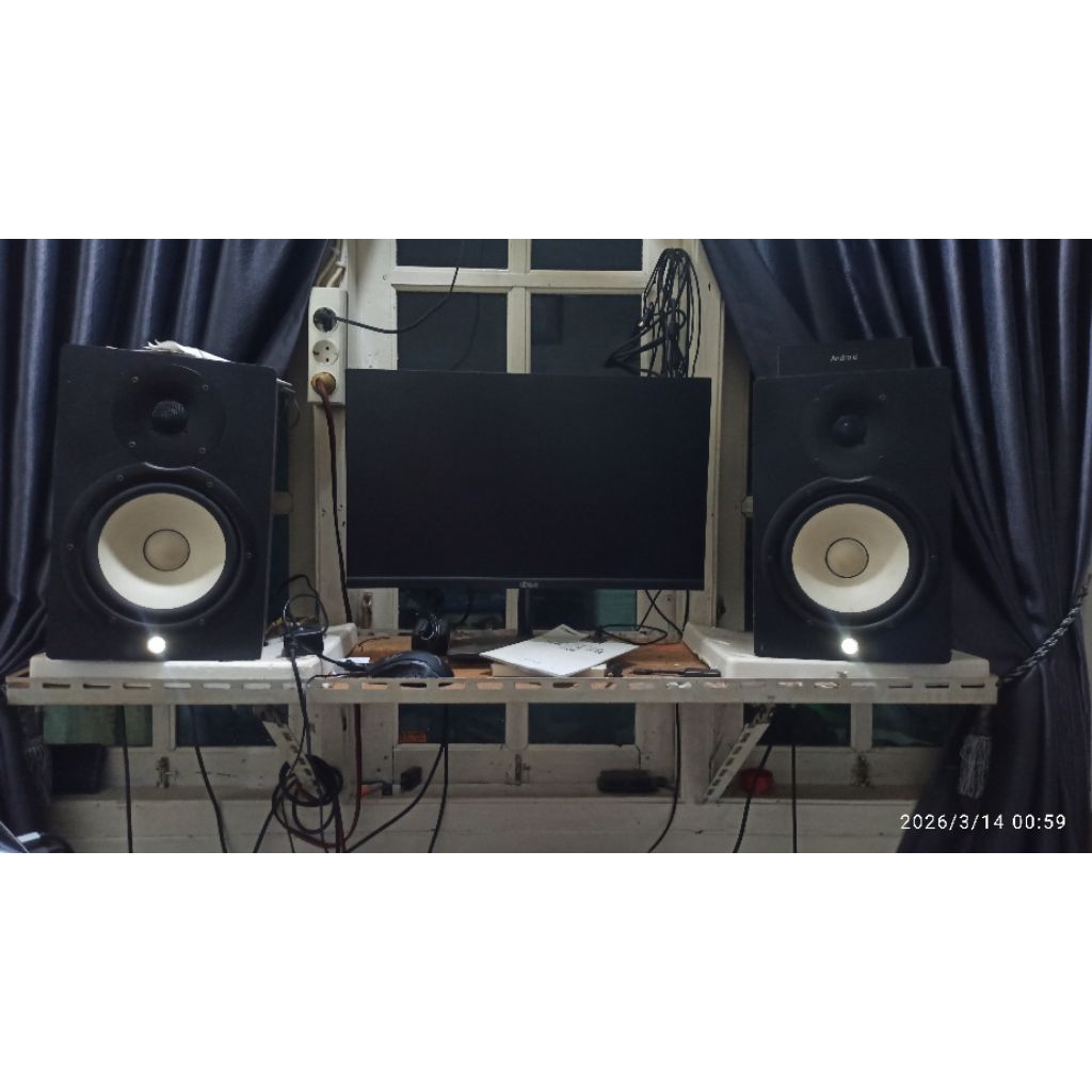 Yamaha HS8