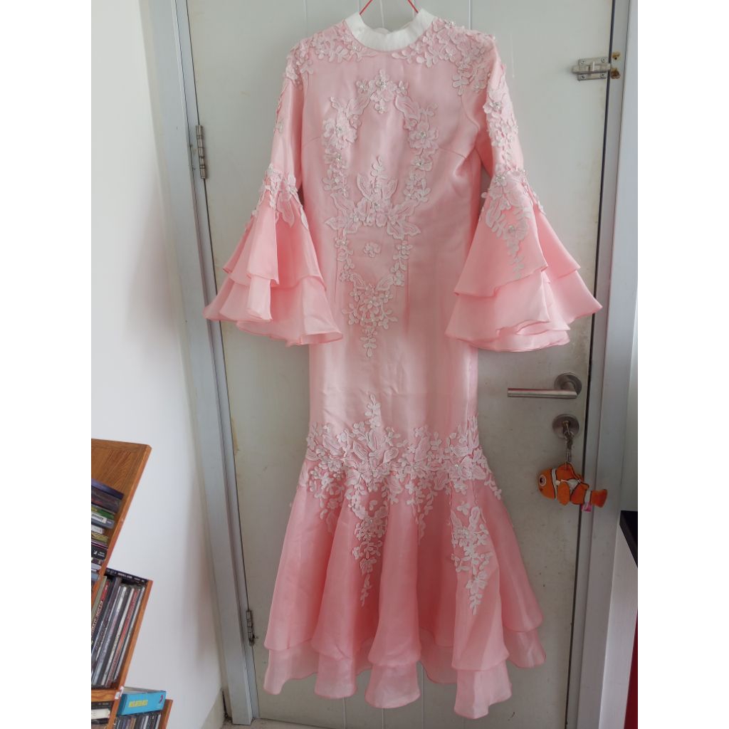 Ayu Dyah Andari dress