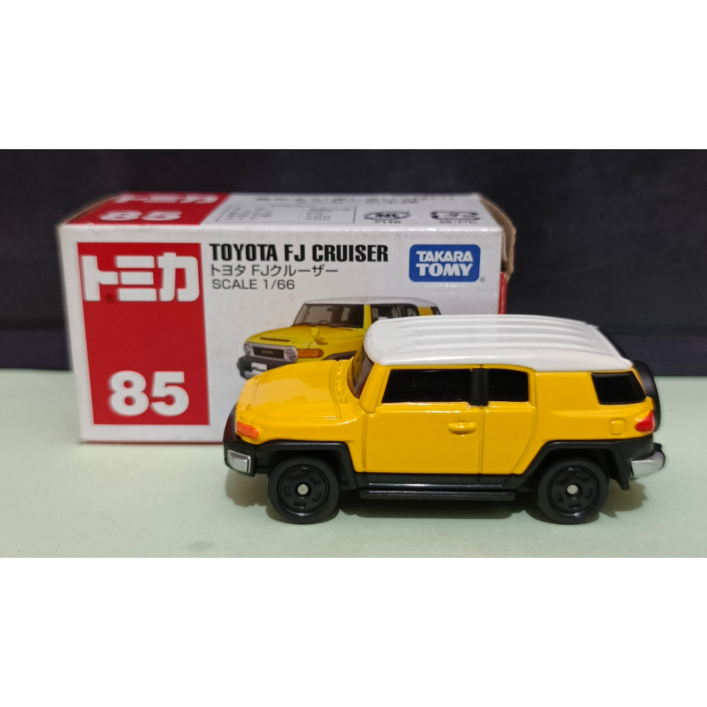 Diecast Tomica 85 TOYOTA FJ CRUISER
