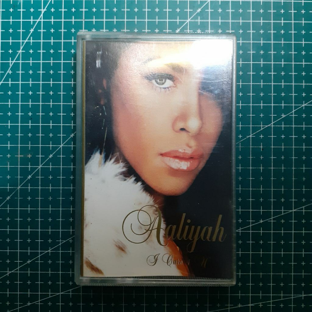 Kaset Aaliyah - I Care 4 U
