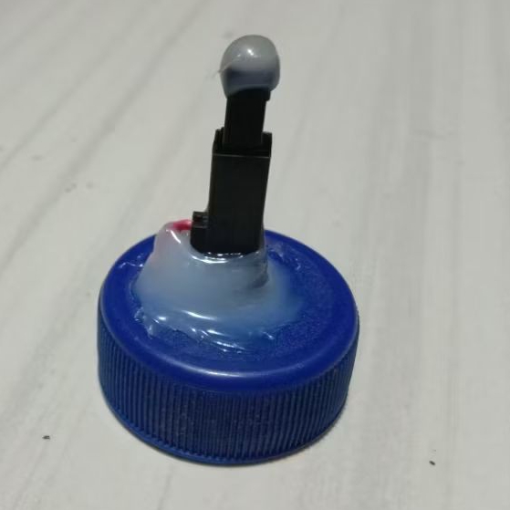 Tutup botol aqua