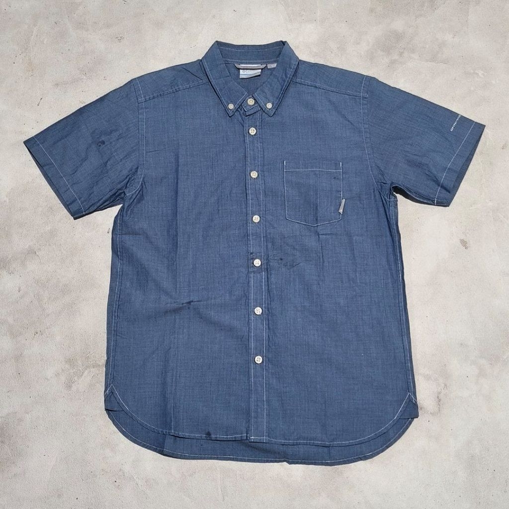 Kemeja tangan pendek pria outdoor hiking gunung Columbia biru