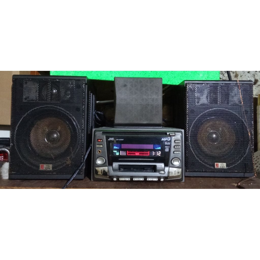 Unit Tape mobil JVC KW - XC828 bekas