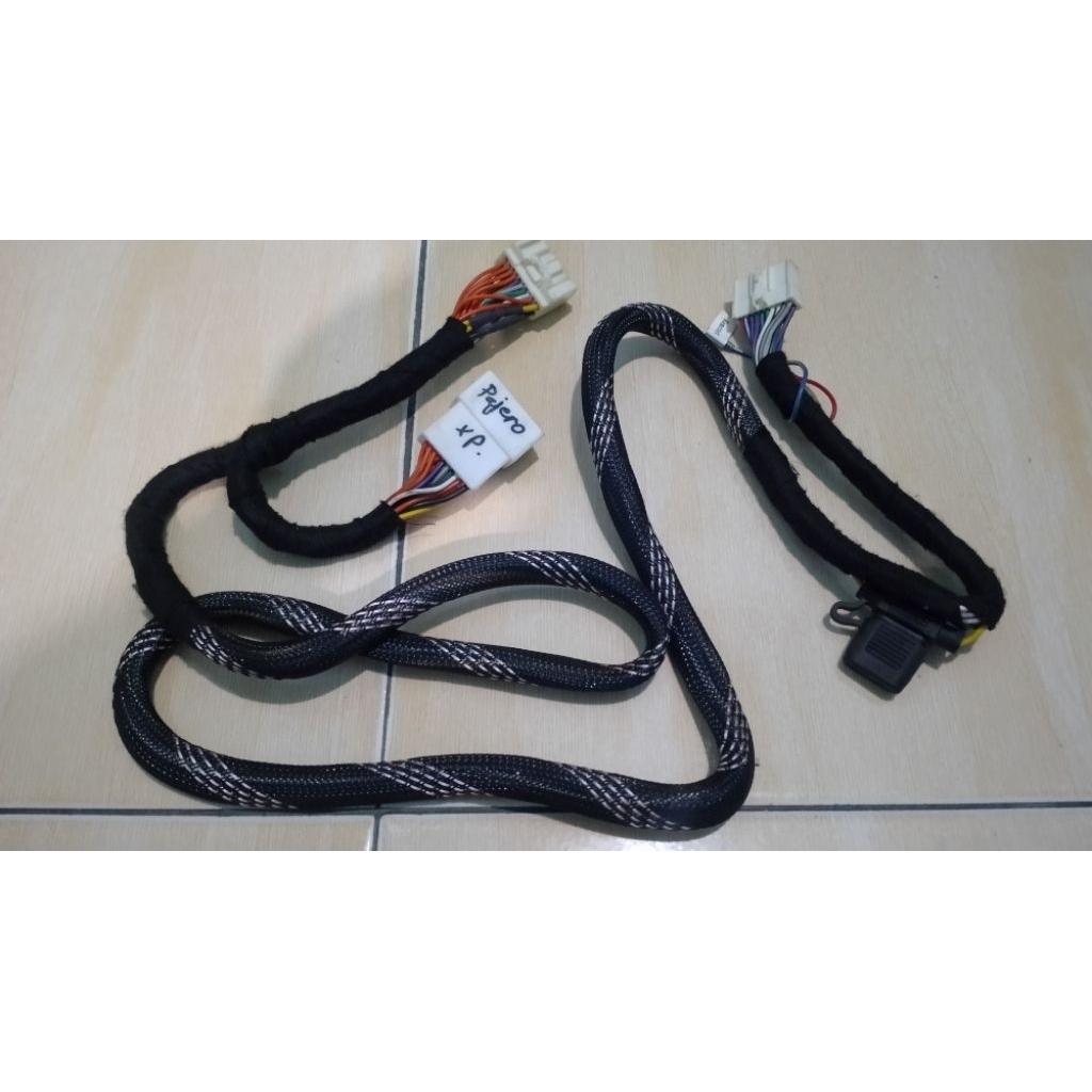 soket kabel DSP ZEVOX/CODIA/DOMINATIONS dll PNP mitsubishi