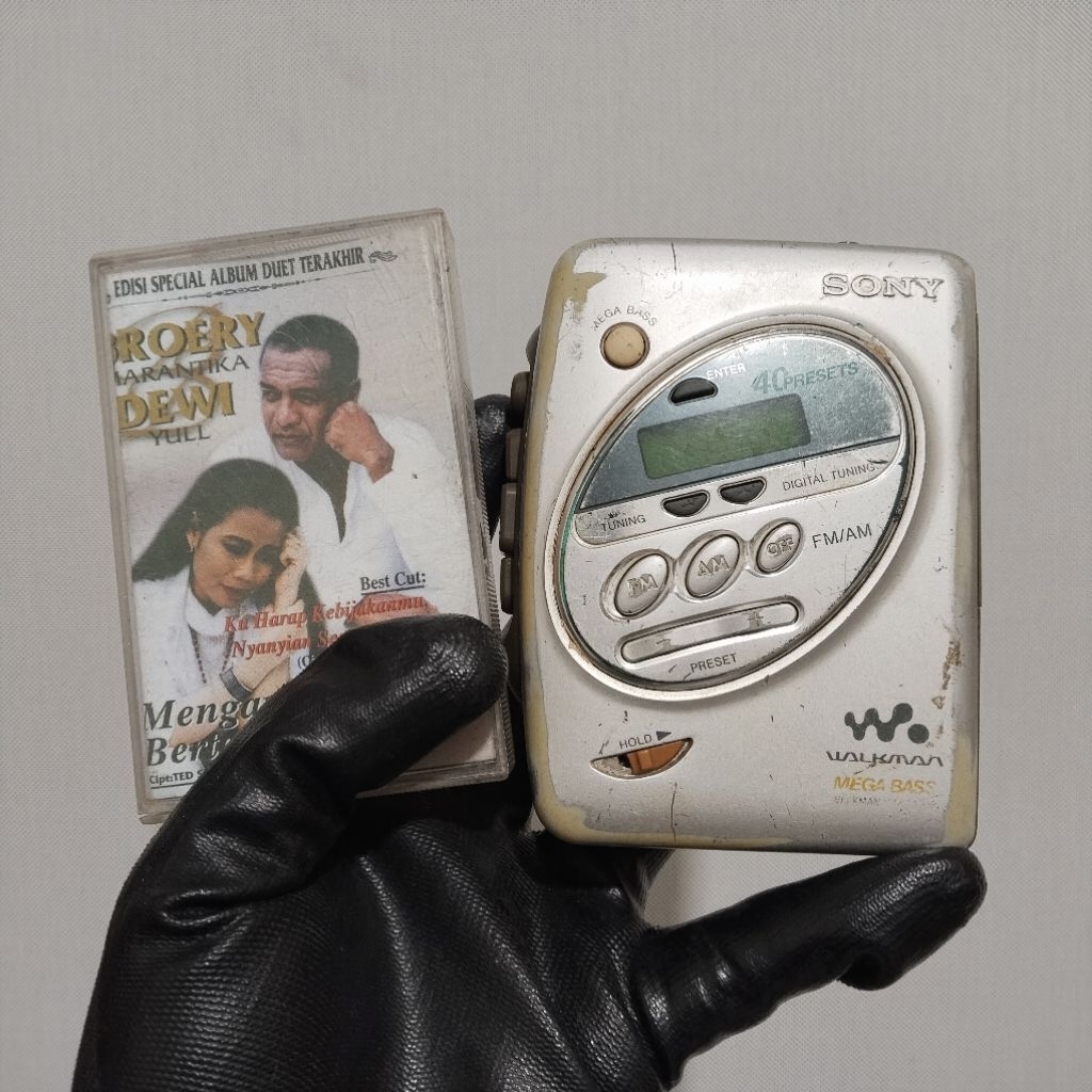 Walkman Sony - WM-FX288