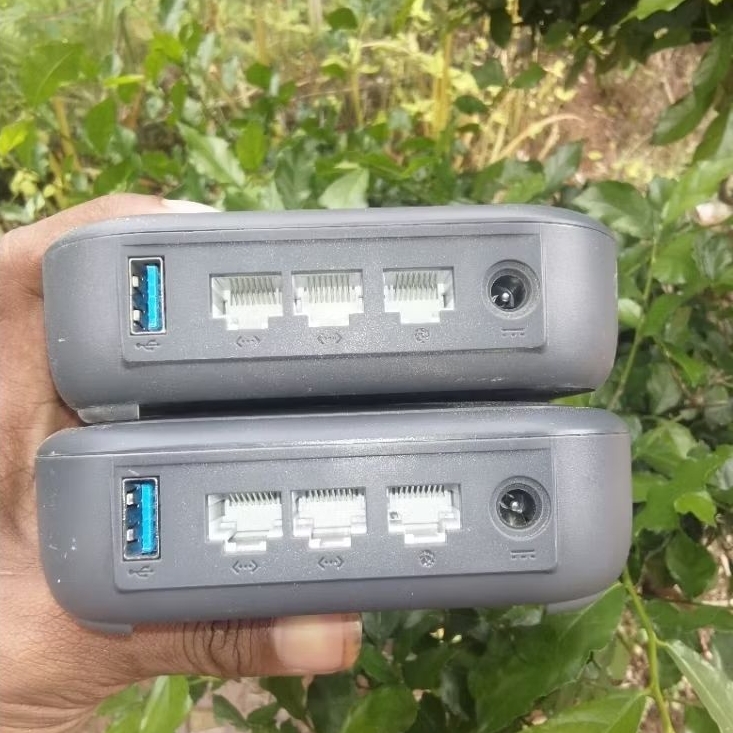 GL.INET B1300 GIGABIT HOME AC ROUTER