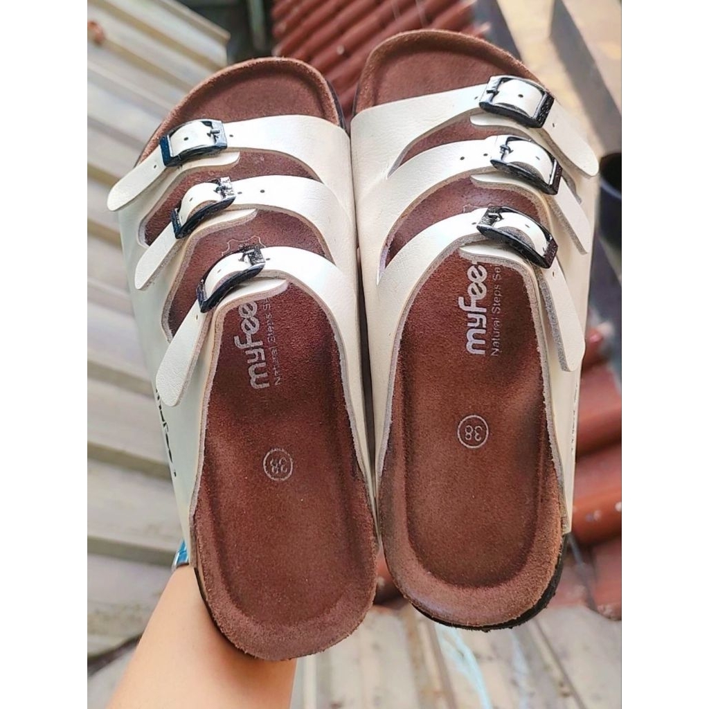MyFeet F3 Metallic & Shining/Size 38/Ori 100%/Sandal Preloved/Second