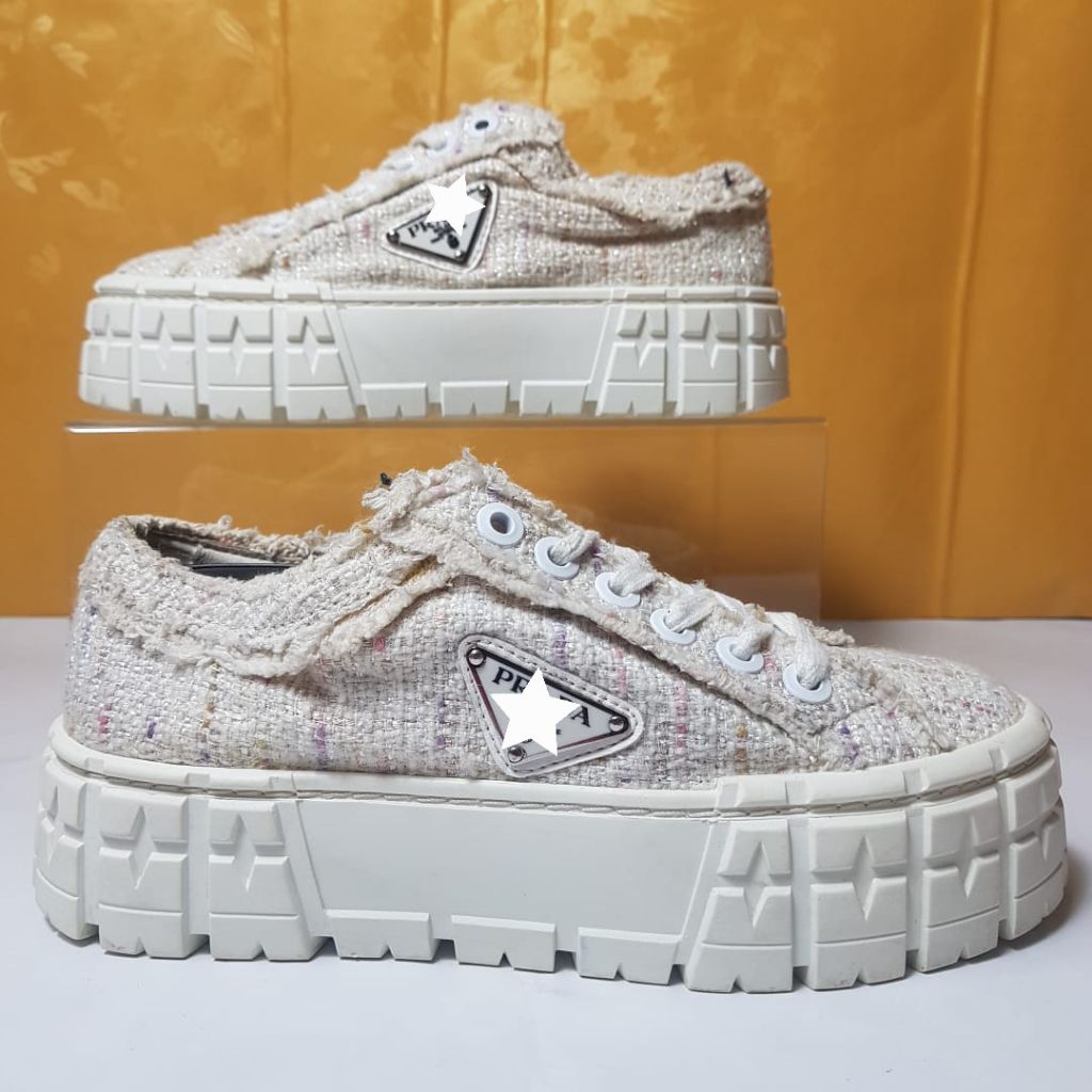 Sepatu Sneakers Wanita Pradxxxxxxxxxxa Size 35