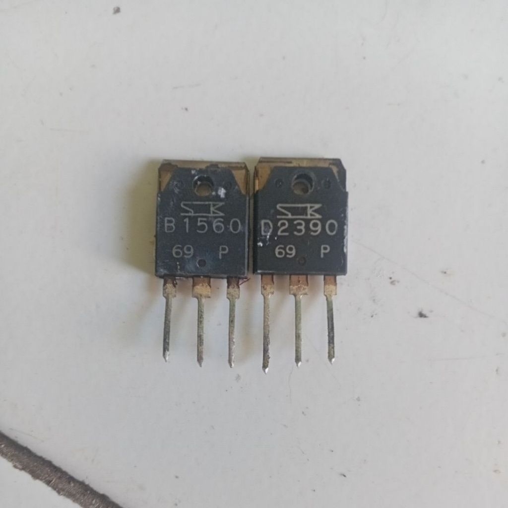 TR darlington B1560-D2390 original