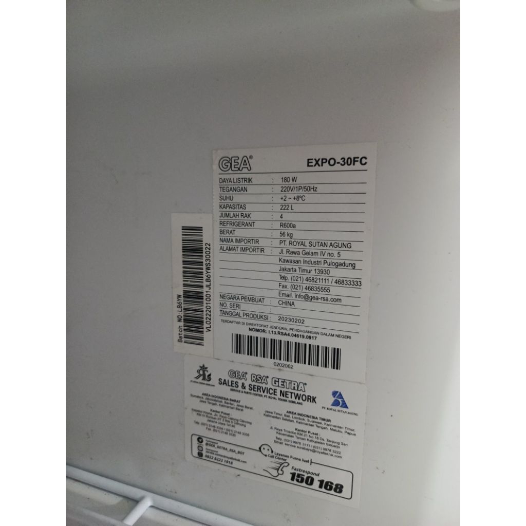 showcase 1 pintu Gea second