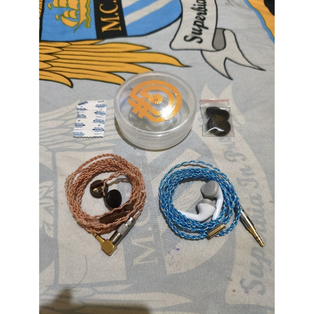 Earbud Headset Fryingpan V8 & Samsung Recable