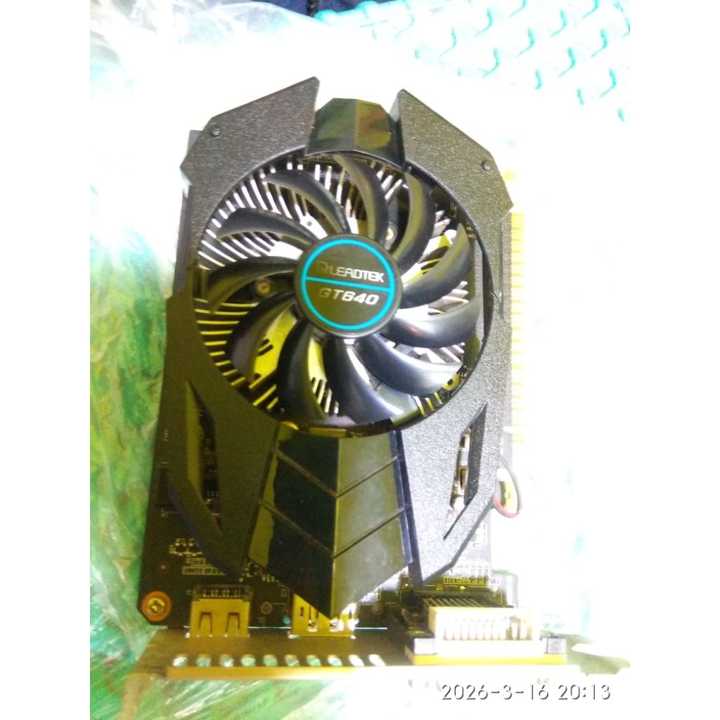 VGA Card kartu VGA gaming desain render 2 gb dua gb ddr 3 ddr tiga rendering berat high End kartu vg