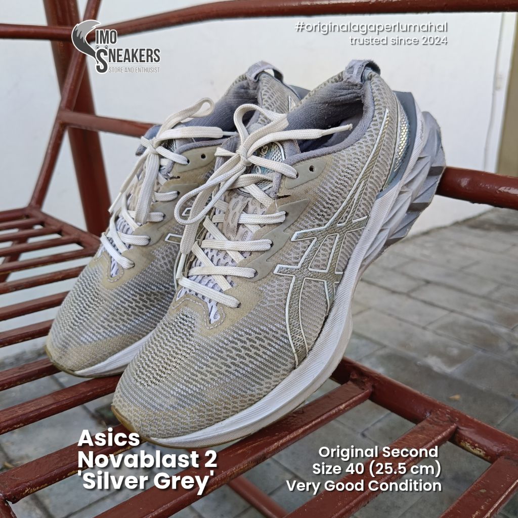 Asics Novablast 2 Abu Silver Sepatu Lari Original