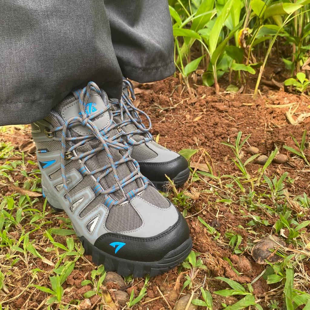 SNTA 500 Sepatu Hiking Gunung Outdoor Pendaki Boot Mid Semi Waterproof Bagus + Tali Cadangan SNTA Si