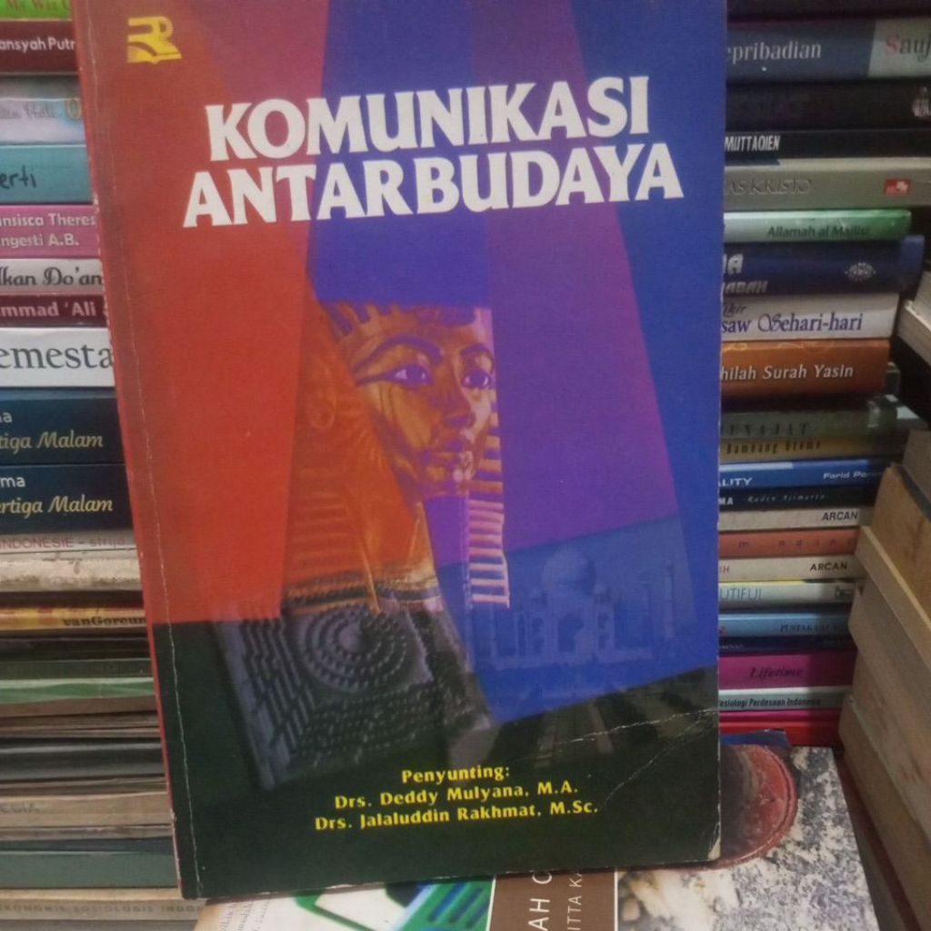 buku KOMUNIKASI ANTARBUDAYA - Drs. Deddy Mulyana & Drs. Jalaluddin Rahmat