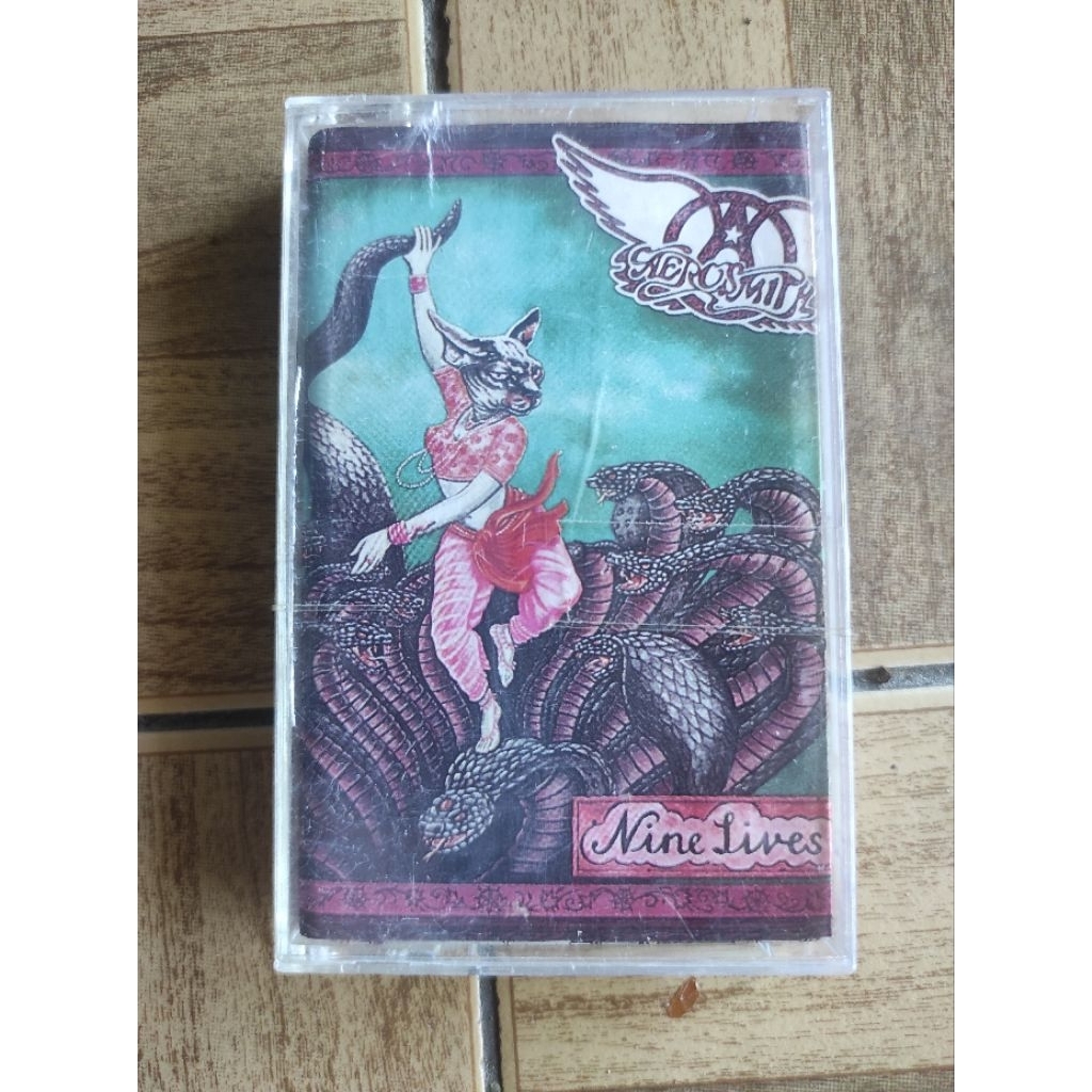 kaset pita AEROSMITH "nine live's"