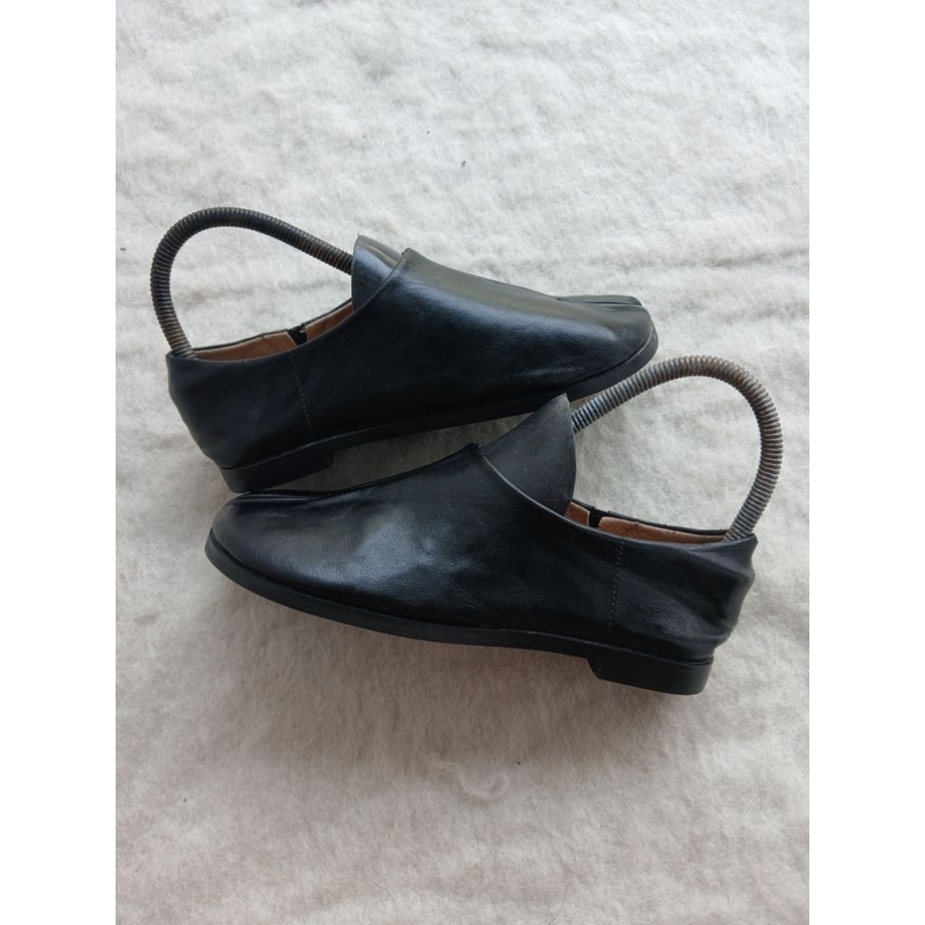 sepatu no name tabi leather alaala maison size 37/23cm muluz