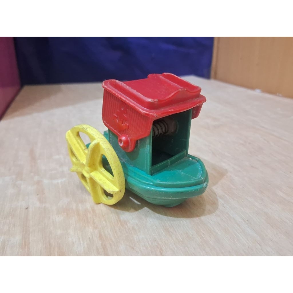 Mainan Perahu Kapal Plastik Junk Mainan roda Part Tidak Lengkap