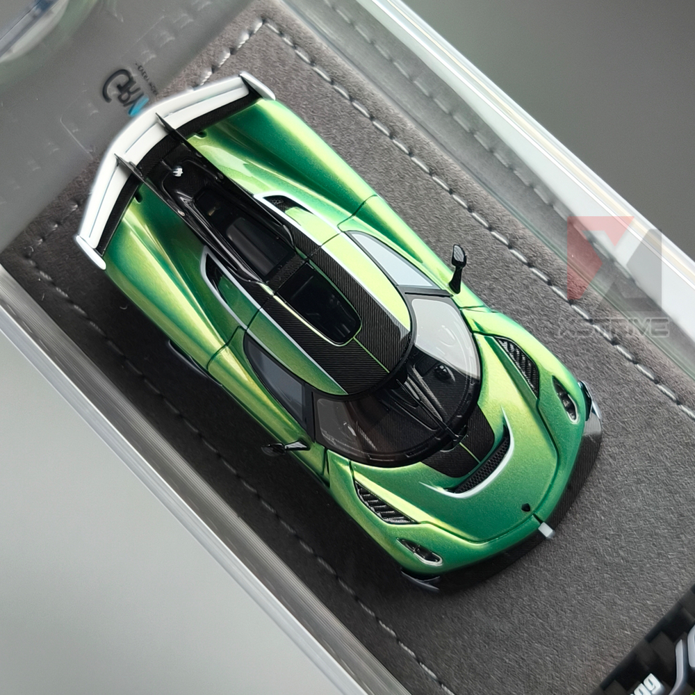 Gryning Model 1:64 Koenigsegg Jesko Attack Plus #7261 Pearl Green/Carbon RESIN Model Car