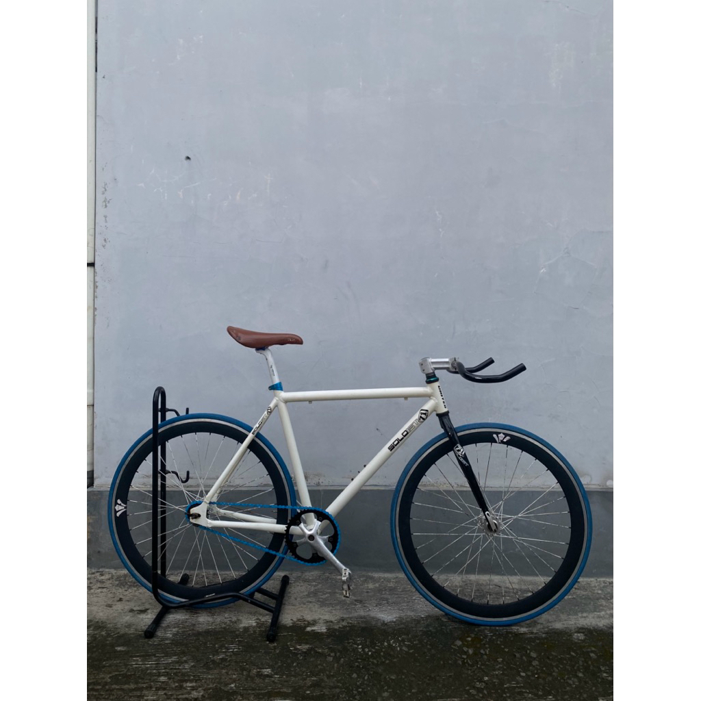 FULLBIKE FIXIE SOLOIST71