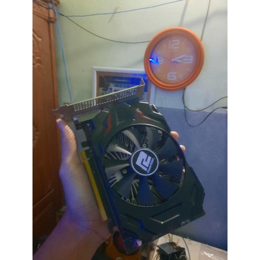 VGA AMD Radeon R7 240 2GB GDDR5 128bit