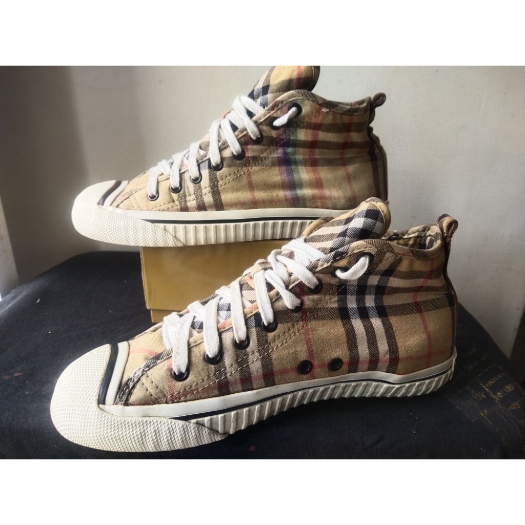 Burberry vintage size 41