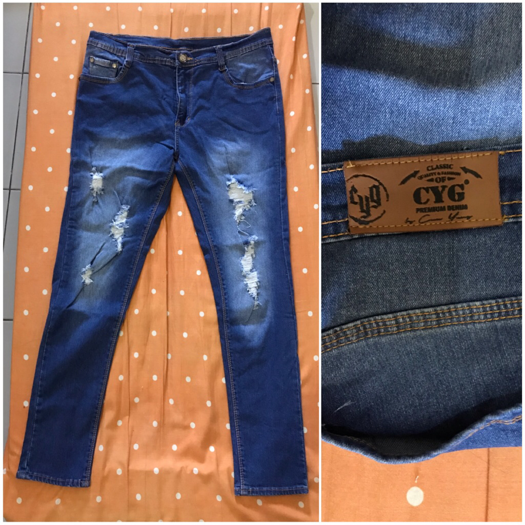 Celana Panjang Jeans Biru Navy Fashion Robekan Merk: CYG Premium Denim